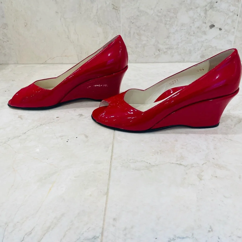 TARYN ROSE {39.5} Red Wedge Patent Leather Peep Toe Candy Apple Red 